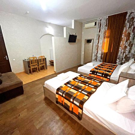 Safar Hotel Tashkent Ngoại thất bức ảnh