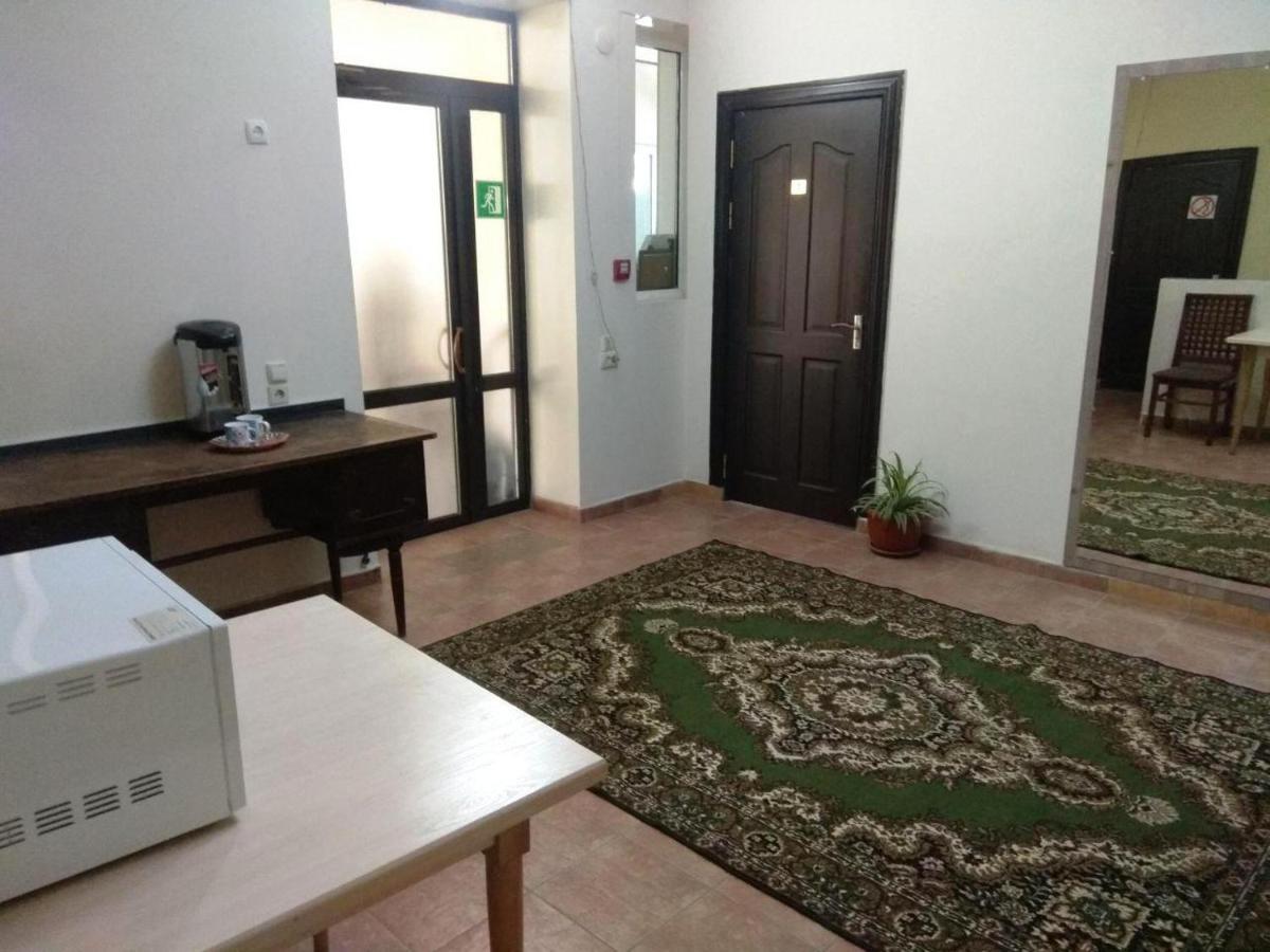 Safar Hotel Tashkent Ngoại thất bức ảnh